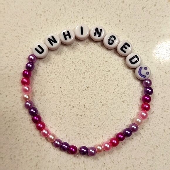 Taylor Swift Friendship Bracelet - Picture 1 of 2
